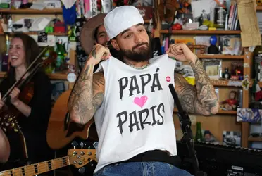 Maluma en el Tiny Desk. Imagen tomada de Youtube