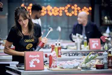 Muchas de las celebridades ya han anunciado que harían, de ganar el premio de Masterchef, conozca qué dijo Carolina Gómez al respecto