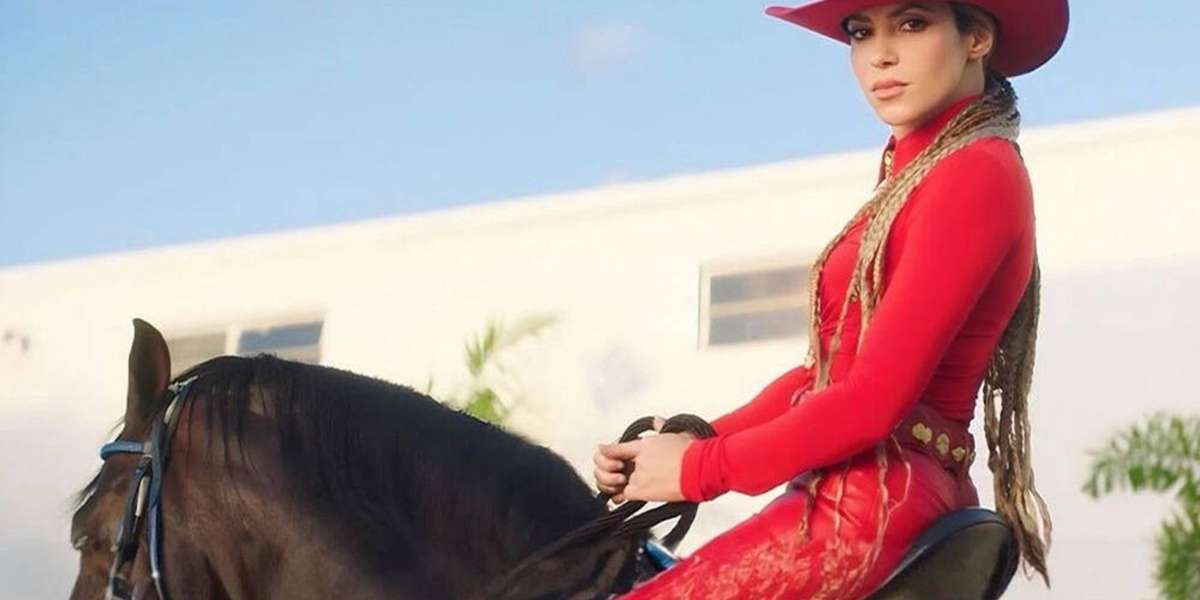 Shakira en su video 'El Jefe'. Imagen tomada de El Confidencial