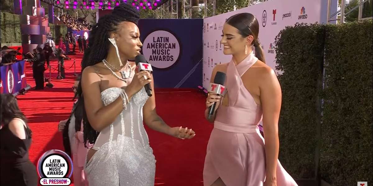 Sin duda los premios son la excusa perfecta para lucir sus mejores trajes y el clima de Las Vegas ayudo mucho. 