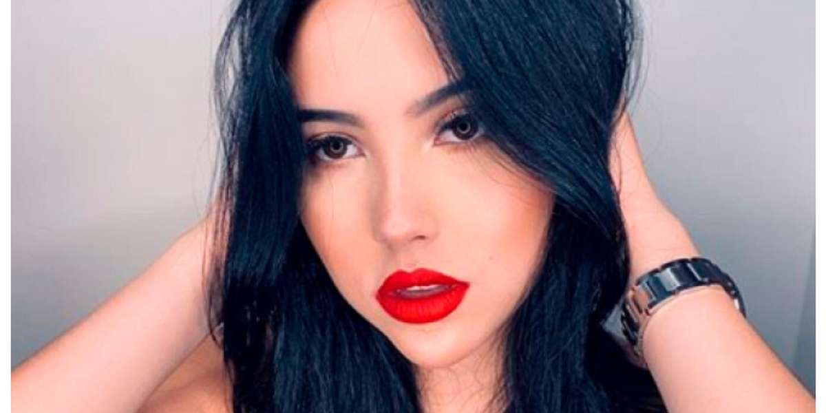 Tras circular los rumores de separación de la influencer con Lumar, se le vinculó a otro hombre en menos de una semana.