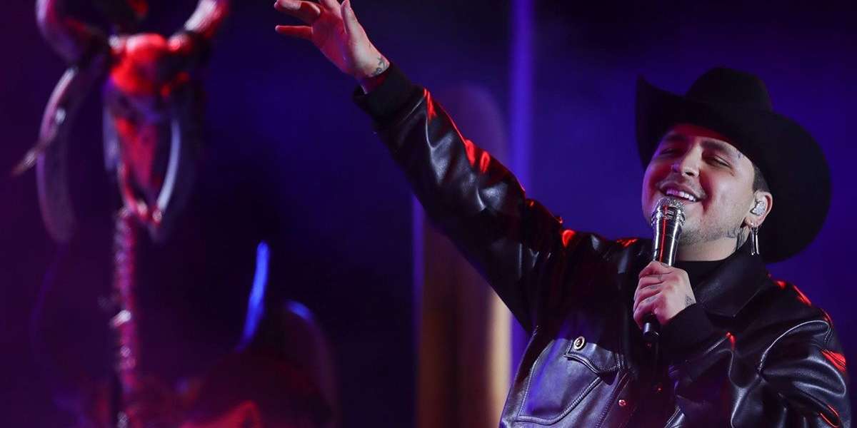 Unas nuevas fotos dejaron en evidencia a Christian Nodal.